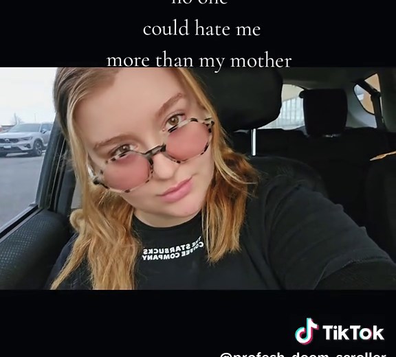 DoomScrollingHere (@profesh_doom_scroller)’s videos with original sound - b