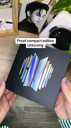 #bts Album unboxing - Proof compact edition ✨ @BTS #bts_official_bighit #btsalbum #btsalbumunboxing #album #albumcover #unboxing #musica #kpop #kpopfyp #btsforever #jungkook #kimtaehyung #kimnamjoon #minyoongi #kimseokjin #parkjimin #jonghoseok