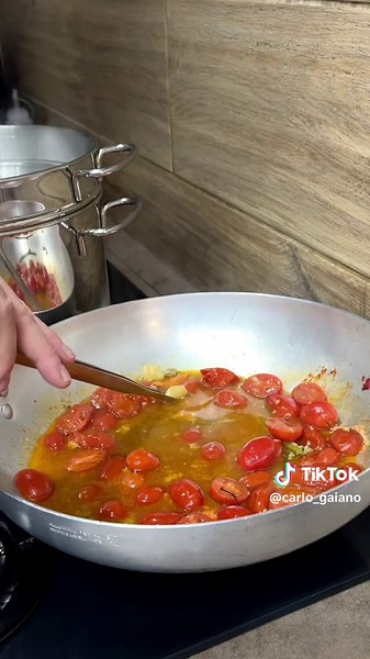 Linguine con Astice: Ricetta Gourmet per Due