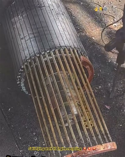 ENGINEERING Engine Disassembly Technique: Recycling Metal Parts