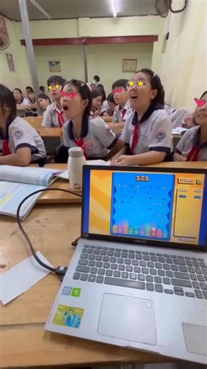 POV: You hit “Play” and suddenly this happens 🔥 That’s the sound of students losing their minds over Plink-oh, and honestly, what real #learning sounds like 😉 It’s communication, collaboration, and confidence in real time. The lessons stick because they’re figuring it out together. Try #PlinkOh now on baamboozle.com 👀 #baamboozle #edtech | Baamboozle