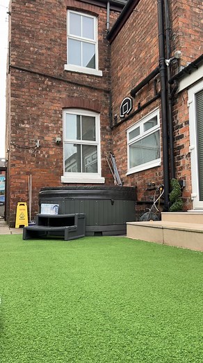 Hot tub deep clean after hire!! #hottubinstallations #hottubhiresouthport #hottubsouthport #winterhottub #wellness #hottubclean | Hot Tubs Southport | Facebook