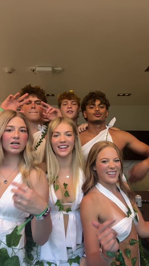 Creative Toga Party Outfit Ideas for Uni O-Week