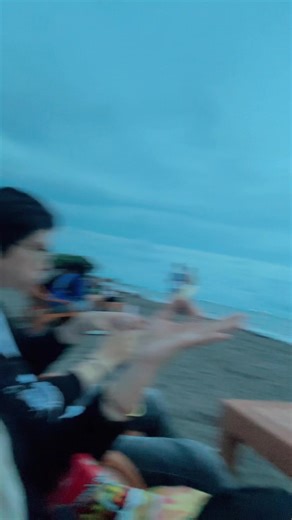 Learn How to Style Pashmina Scarves Effectively