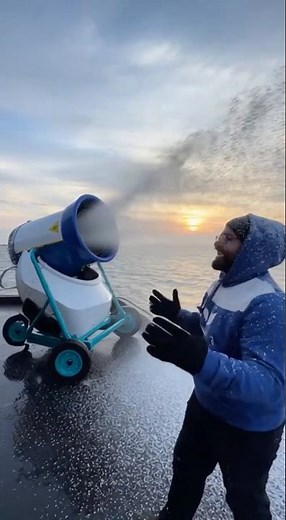 Big Snow Making Machine lighthouse sa