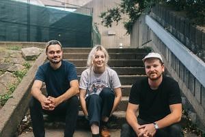 Men I Trust - Hard To Let Go lyrics