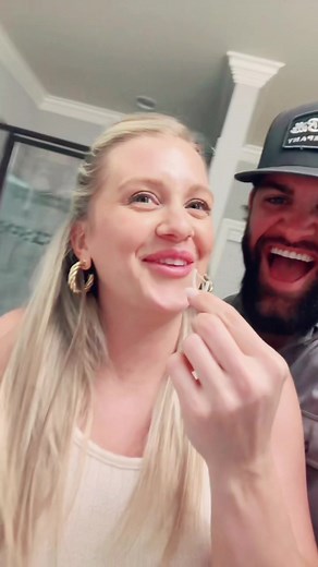 Find a Girl That Looks Amazing While Flossing!