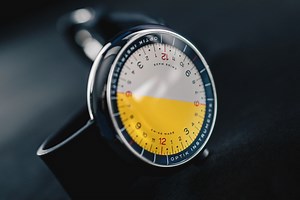 A Watch That Puts The Sky On Your Wrist - Yanko Design