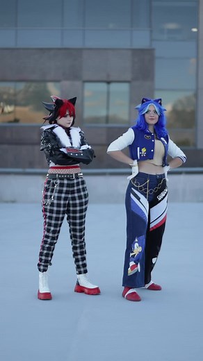 ❤️💙 yall ready for Sonic 3 and Sonic x Shadow generations?! Thx @Halcybella being an amazing sonic! #sonic #sonicxshadowgenerations #sonicxshadow #sonadow #sega #sonicthehedgehog #sonicthehedgehogmovie #sonic3 #shadow #shadowthehedgehog #cosplay #soniccosplay #shadowcosplay #cosplayers #cosplaygirl