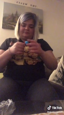 Destiny | First time girl mom on TikTok