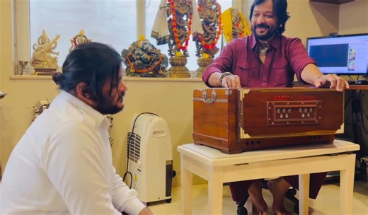 The best thing on the internet today, honestly🤍 #JaateHueLamhon Audio Out Now! 🔗- https://hypeddit.com/jaatehuelamhon/border2 Audio Lyrical out at 6 PM! #Border2 - releasing in cinemas on 23rd January. | T-Series