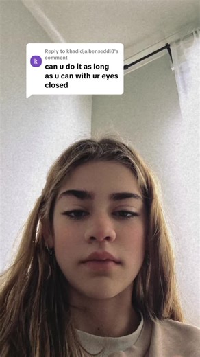 the eyelid flipper on TikTok