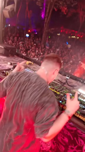 PERRY WAYNE on Instagram: "DURHAM, NC TONIGHT! See you soon, I’m bringing @neotekbeats as support! @churchofmycelium @durhamfruit"