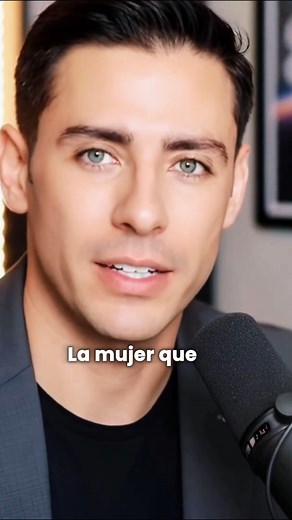 438K views · 23K reactions | La verdad de la mujer que nunca sale de su casa y la fuerza invisible que nadie reconoce. #motivacion #MUJERES #consejos #Lifestyle #reflexion | Familia Inteligente | Facebook