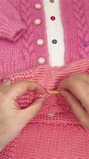 Step-by-Step How to Attach Pocket on Knit Sweater Tutorial