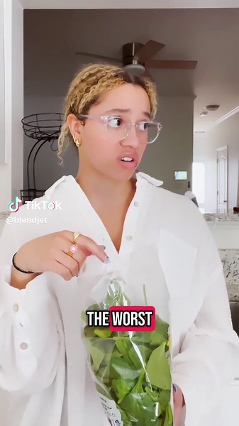 Delicious Smoothies Made Easy with BlendJet