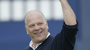 Sky Sports sacks Andy Gray after sexist remarks