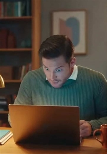 Seeing everyone's enthusiasm for the digitalization of gold assets is truly inspiring! 💫 Behind every technological advancement lies the reinterpretation of traditional value in a new era. When gold meets blockchain, we witness a millennia-old asset gaining liquidity and transparency in the digital world. Important Notice: Gold tokenization products are innovative assets, and their prices are influenced by various factors. The content of this article is solely for industry observation and does 