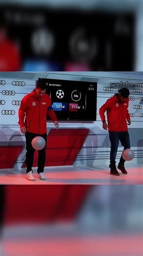 Lionel Messi vs neymar jr juggling football ⚽⚽#youtubeshorts #tending #football #everyone #music