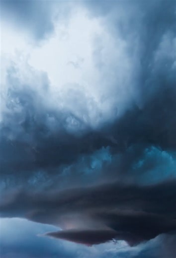 Vorticity 6 supercell incoming | Storm chasing timelapse in Colorado