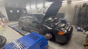 Daniel EG K20 Hub Dyno Power Output ~ 704HP With access to a hub dyno local to Daniel's area, he chucked it on to see what power its actually making on 30psi on his basic K20 engine combination with an Aeroflow B6262 Solid Power figures makes everyone happy 😁 | BYP Racing and Developments