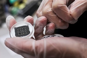 China Chipmaker Hua Hong to Build $6.7bn Wafer Fab - Yicai