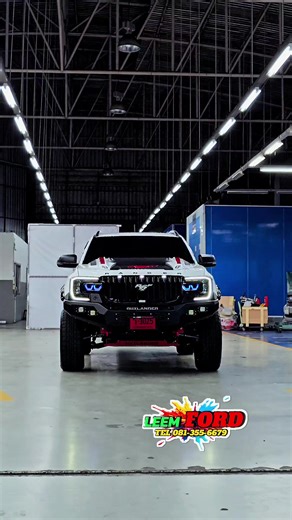 ✅️FORD RANGER XLS 4X2 6AT 924,000 แต่ให้แบบนี้ได้เลยครับ หรือจะรับส่วนลด ไปเลย 125,000บาท เหลือราคาเฉพาะรถ 799,000 บาท ✅️ แต่งสไตล์ออฟโรดวัยรุ่นอเมริกา แต่ง ชุดแต่ง เหล็ก รอบคัน กันชนหน้าเหล็ก outlander บันไดข้าง กันชนท้าย outlander ✅️ งาน Wrap สีสติ๊กเกอร์แบบเกรดพรีเมี่ยม แร๊ปสติกเกอร์ ใส เคลือบเงา ป้องกันสีรถเดิม งานแร็พสีสติกเกอร์ มีหลายเกรด มีหลายเฉดสีให้เลือก ✅️ อัพเกรดช่วงล่าง เปลี่ยนล้อแม็กขอบ 20 นิ้ว จัดยกหน้า 2 หลัง 2 นิ้ว เปลี่ยน ปีกนกกันโคลงและลูกหมากปรับองศา เพื่อการขับขี่ที่ดีขึ้น ใ