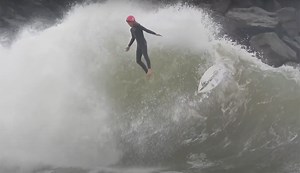 10 Minutes of Raw Wedge Footage That Proves Wedge Surfers Are Masochists