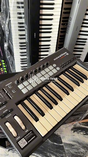 🎹 Novation Launchkey 25 MIDI Keyboard • 25 velocity-sensitive mini keys • 16 RGB pads for clips & samples • 8 knobs for hands-on control • Seamless Ableton Live integration • USB-powered, compact & portable DM to order 📩 ⸻ 📍 Store Address: No. 2, Ajibola Crescent, Alapere Bus Stop, Ketu, Lagos 🚚 Nationwide Delivery Available 📲 Call/WhatsApp: 234 916 766 4728 #pianolabb #novationlaunchkey25 #lagosmusicstore #midikeyboard #musicstore