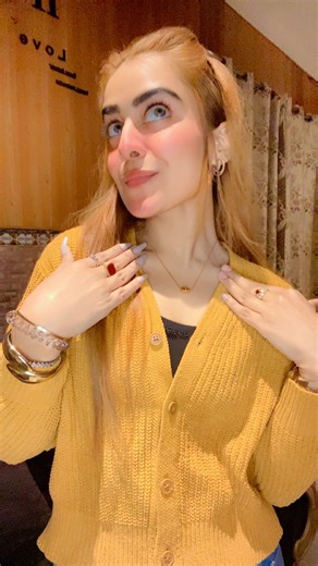 ‎Hiرa Jutٹ‎ on Instagram: "the heart pendants beautiful, stylish, and elegant, suitable for everyday wear or special occasions. The gold-plated finish on stainless steel offers a desirable look It is generally tarnish-resistant, corrosion-resistant, hypoallergenic, and can withstand exposure to moisture with proper care💜🦋🌸 #stainlesssteeljewelry #pintrestinspired #trendy #explore #foryou"