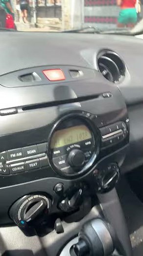 2011 Mazda 2 radio no sound (not fixed)