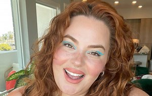 Plus-Size Model Tess Holliday Opens Up On Struggles With Body Image - Says 'Been Almost Debilitating' - The Overtimer