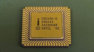 EEVblog #949 – World’s First Clamshell Laptop Teardown! - EEVblog