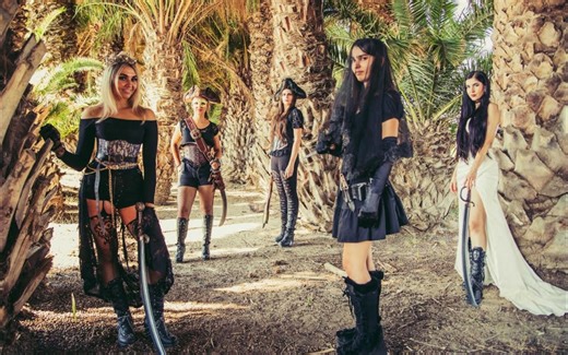 全女子海盗金属乐队Pirate Queen - Pirates From The Sea (官方MV) 歌词版