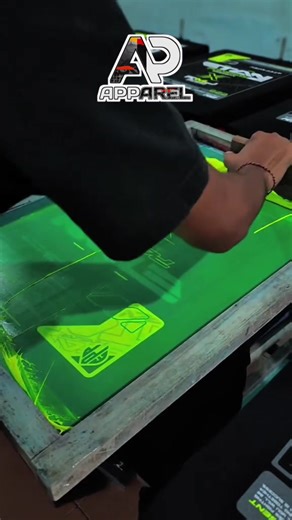 AP APPAREL Terima pesanan pembuatan: -,Kaos satuan atau lusinan. -,Kemeja. -,Jaket. -,Kaos polo. -,Jersey. -,Dll. Untuk detail: -Sablon. -Bordir. -Print. -Dll. Info pemesanan atau mau tanya