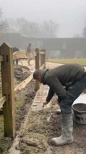 14K views · 67 reactions | Indian Sandstone setts Really sets off this beautiful property 蘭 #stonemason #landscaping #propertymanagement | Fresh Air Landscapes | Facebook