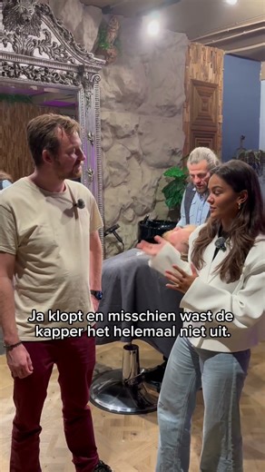 Knippen zonder nekkraag, dat is toch heel vies?! #hairdresser #hairmaster #hairsalon