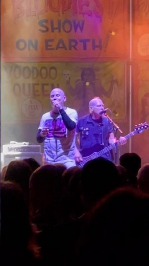 Armored Saint - Reign of Fire live at Hammersmith Apollo, London 28/09/2025