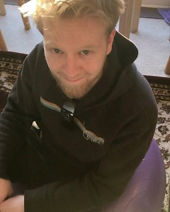 @davehollingworth sat on a rapidly deflating rubber ball... somewhere, somehow, this is someone's deepest darkest desire ha ha #weirdshit #daveonaball #deflateje | Rob Chapman