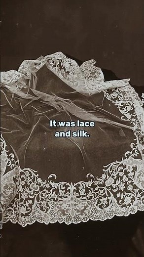 👑 Queen Victoria: The Bride Who Changed History! #history #womenpower #shortvideo