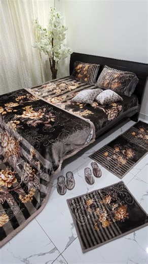 L H Decor’s on Instagram: "This wedding season get wide range on bridal bed sets✨️ Luxurious bed set🎁 Available only at @lateefhandloom Get this premium luxury design bed set for your wedding NOW🥰💫 . . #reels #reelsinstagram #explore #treding #reelitfeelit #viral #foryou"