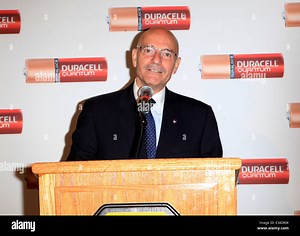 Tim McGraw helps to launch Duracell's 'Quantum Heroes Video Series' with FDNY Firehouse Engine 33 in Manhattan  Featuring: Salva Stock Photo - Alamy