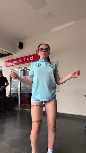 Videos de La_sarca_biker_077_🌸 (@lisbeth_077_) con “Mueve el Cucuta - Las Chicas Rolands”