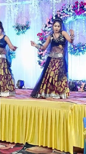 new bundeli rai dancevideo#new_bundeli_rai#viralvideo#shorts#trending#bundeli#rai#viralvideos