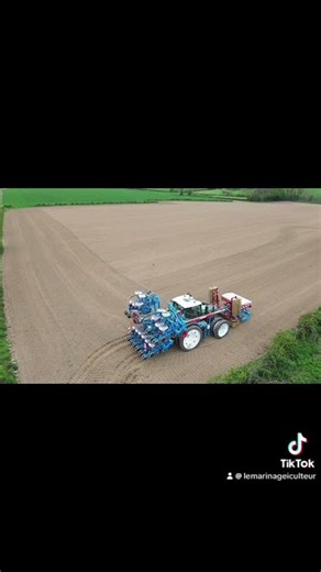 Semis de maïs 🌽 2k26 avec fendt 724 de l’ETA #flux #fendt #monosem #agriculture #agri #farm #drone