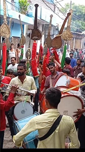 Muharram Dhole Alam Aur Juloos #muharram #dhol #juloos #tasha