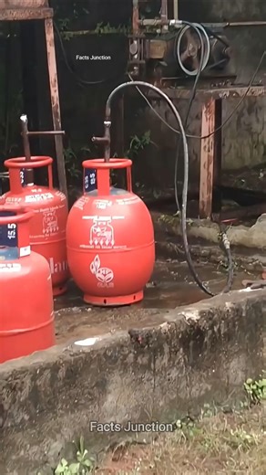 Inside the Dangerous Hydro Testing Process for Gas Cylinders #shorts #lpg