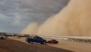 531K views · 5K reactions | DUST STORM WARNINGS: Parts of Arizona are seeing blinding dust storms, forcing drivers to pull to the side of the road for safety. Dust storm warnings are also in effect in Maricopa and Pinal counties until 7:30 p.m. Aug. 16. MORE: bit.ly/3kSIvQH : James Vines | FOX 10 Phoenix | Facebook