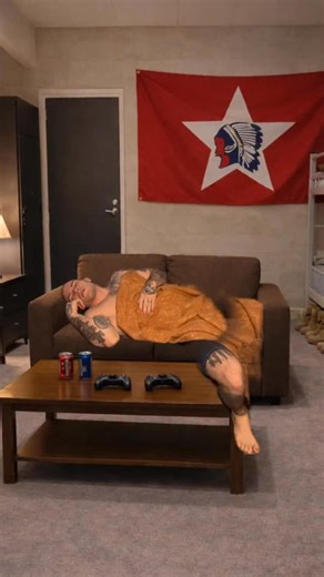 Travis Jewell on Instagram: "Need to buy more skivvies 🥴 #militaryhumor #militarymemes #veteranhumor #marinememes #armyhumor"