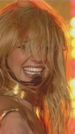 25K views · 746 reactions | Britney Spears performing "I'm a Slave 4 U" at The Oprah Winfrey Show, on April 2nd, 2002 李 #BritneySpears #britney #OprahWinfrey #Oprah #imaslave4u #slaveforyou #slave4u #iconic #y2k | Britney's Orbit | Facebook